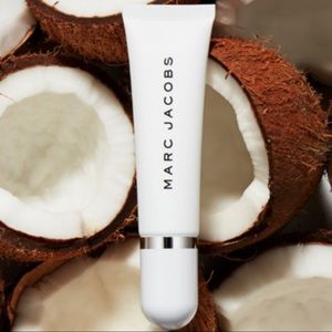 Marc Jacobs Undercover Blurring Coconut Face Primer